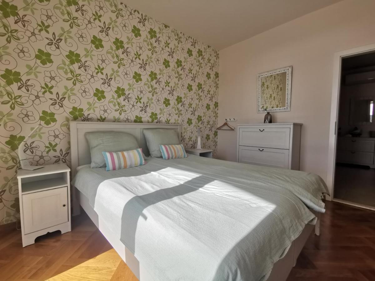 Villa Berg Maslinica Esterno foto